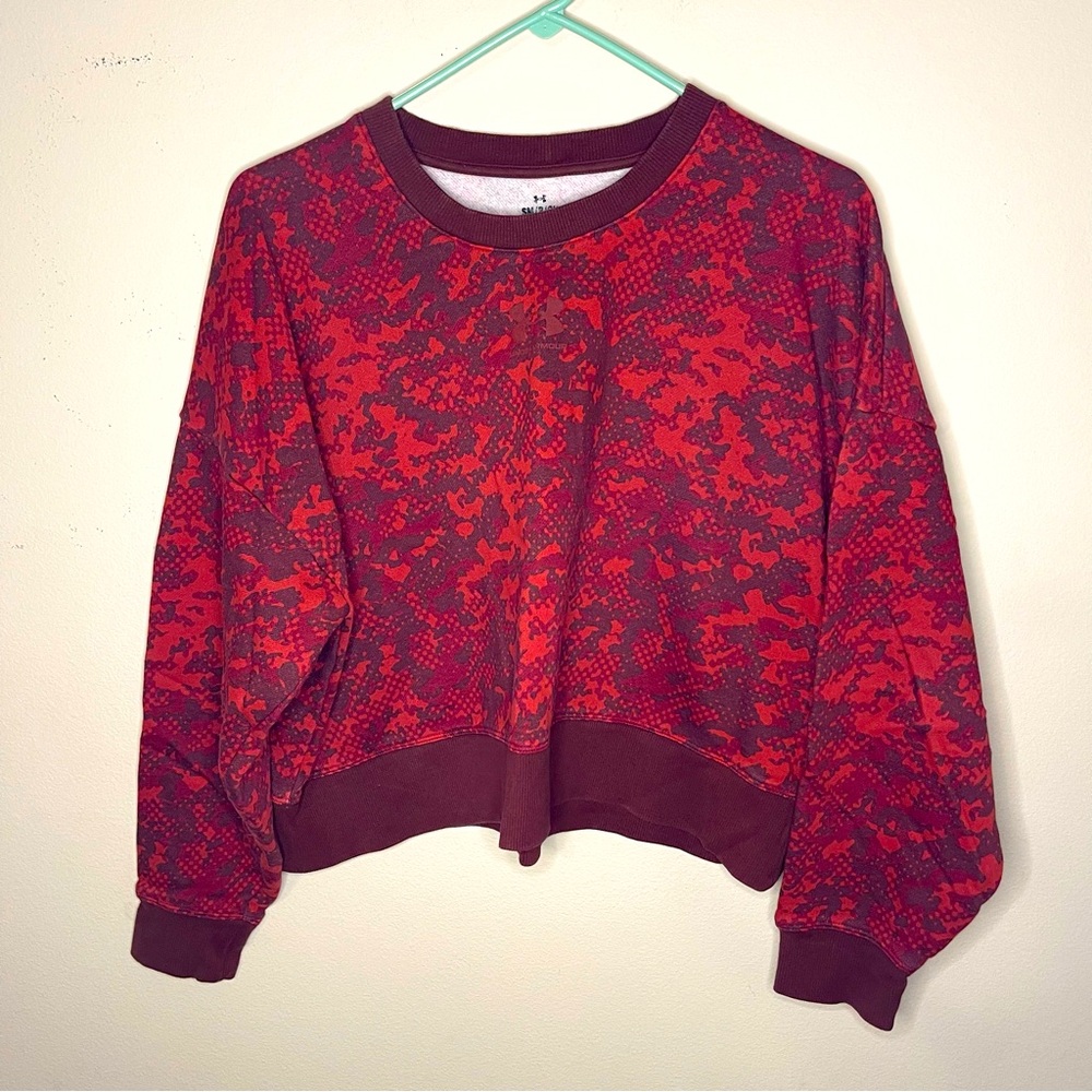 Womens Under Armour Rival Fleece Camo Crew Small Red Cropped Pullover loose